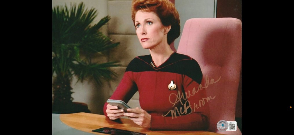 Star Trek - Signed by Amanda McBroom (Captain Phillipa Louvois) #4.3