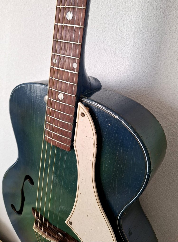 Unicon Nederland Venlo -  - Archtop gitár - Hollandia #2.1