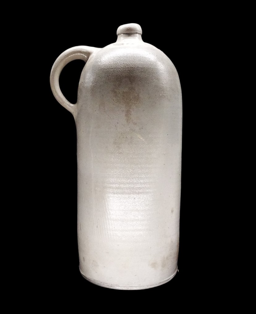 Post-medieval Large stoneware jar - 17th or 18th century.  (No Reserve Price) #4.3