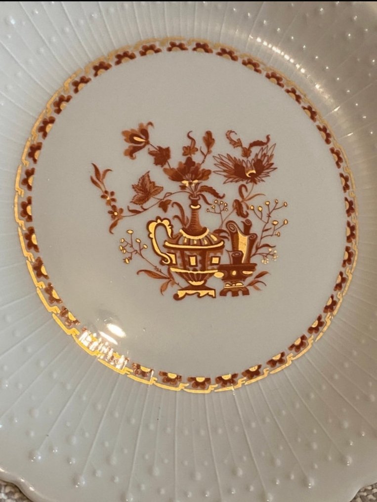 Georges Boyer - Bord (9) - Nankin Rouge - Porselein #3.2