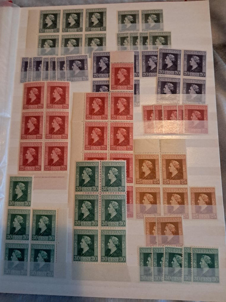 荷兰  - Veldelen 和散装的邮票 40年代 #4.3
