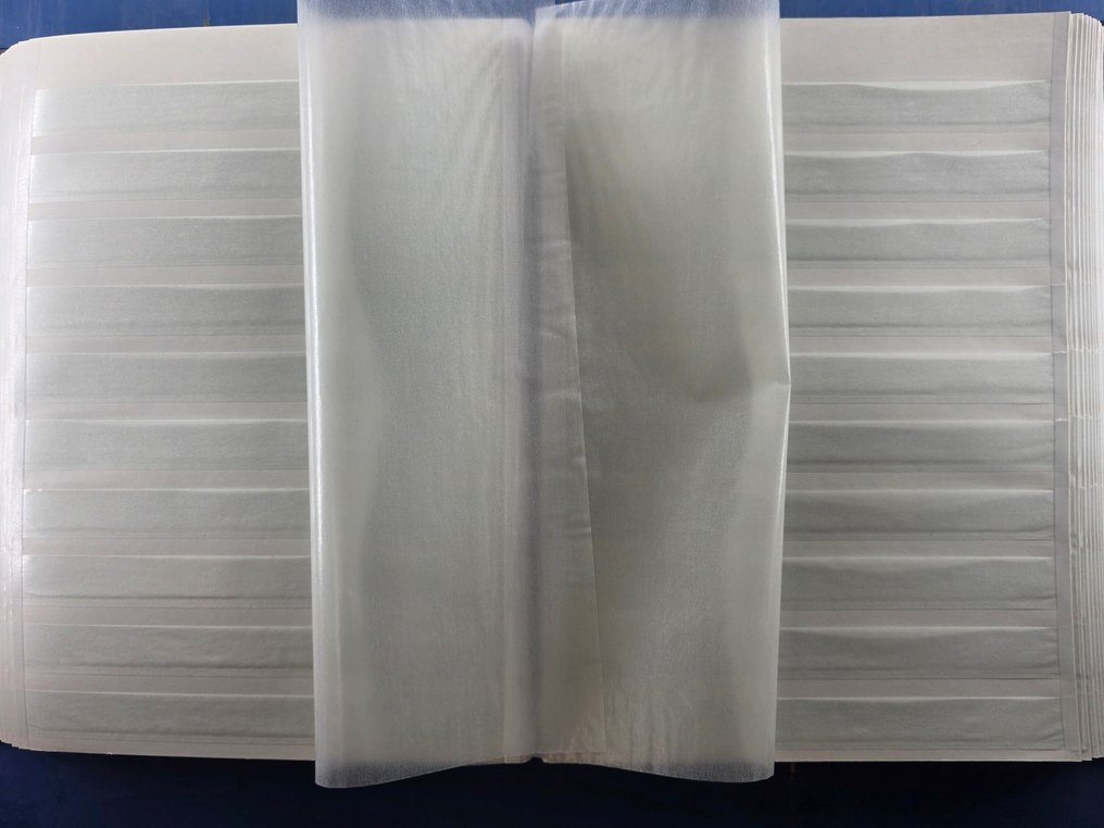 Accessories - Four stock books with 32/64 white pages. #4.3