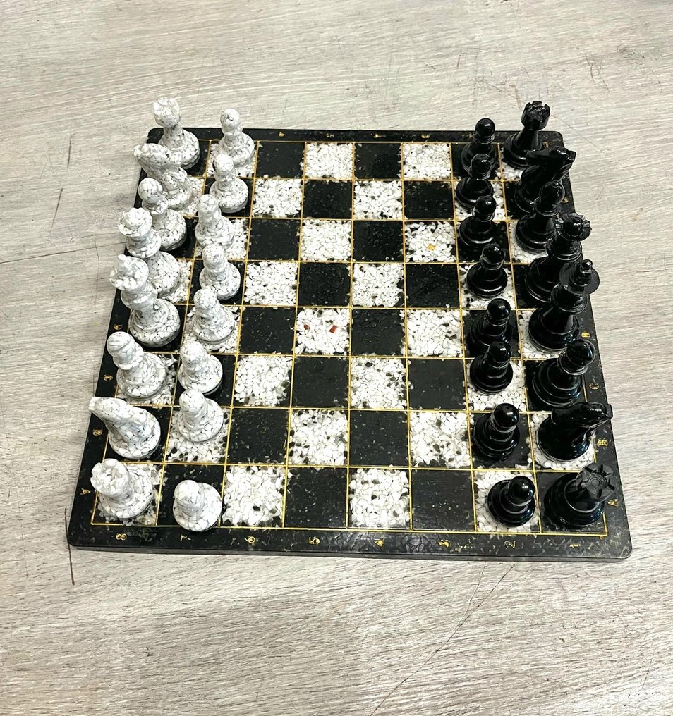 Chess set - Obsidian and Howlite wrapped in resin. #1.0