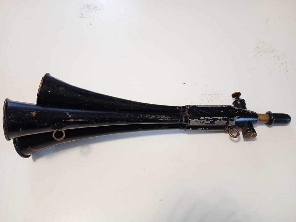 Martin - Martin Signal -  - Bugle - Germany - 1900  (No Reserve Price) #2.1