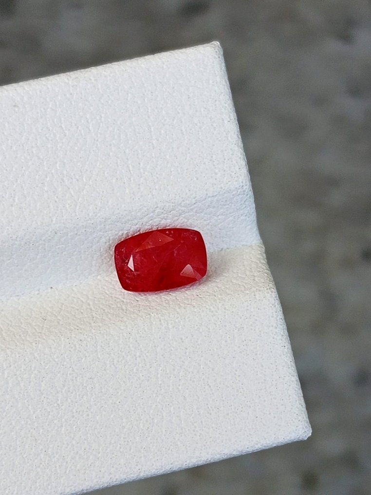 No Reserve Price - 1 pcs  Red Ruby  - 1.35 ct - International Colored Gemstone Association (ICA GemLab) #1.0