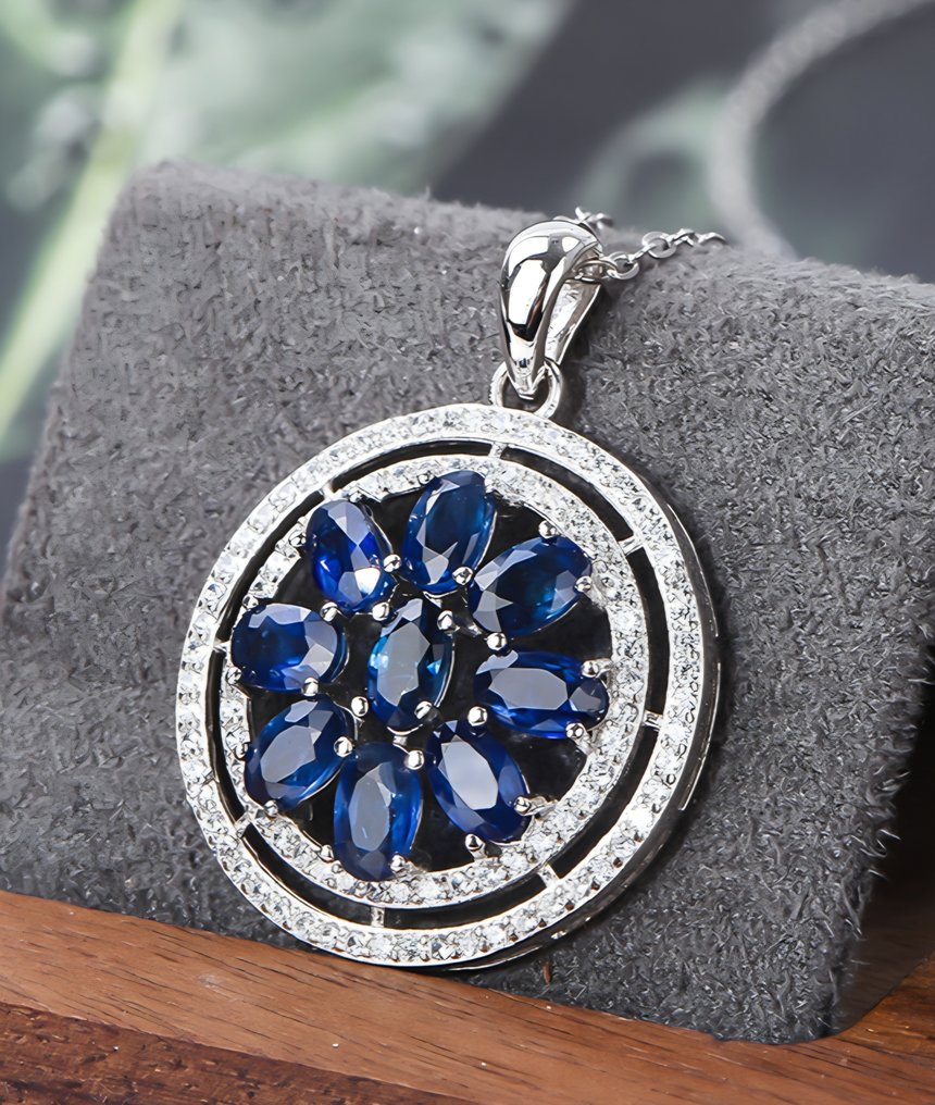 χωρίς τιμή ασφαλείας - Κολιέ με μενταγιόν - 18 καράτια Λευκός χρυσός, Ασημί -  2.70ct. tw. Ζαφείρι #2.1