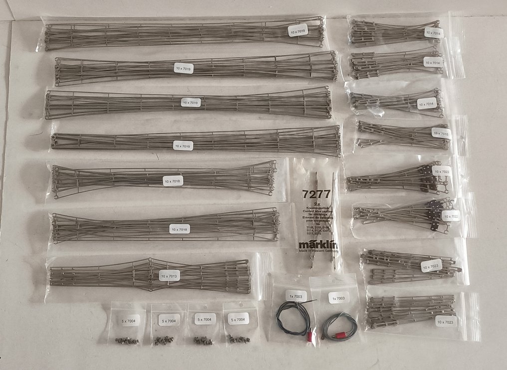 Märklin H0 - 7003/7004/7013/14/15/18/19/22/23/7277 - Catenary (157) #1.0