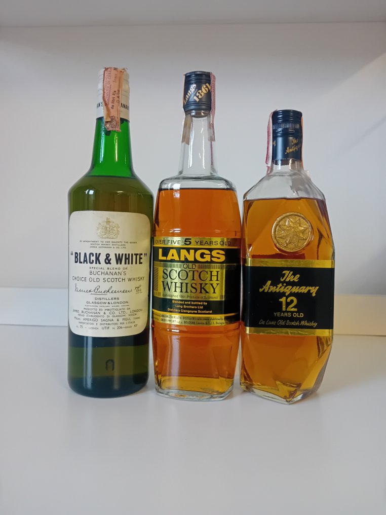 Black & White + Langs 5yo + The Antiquary 12yo  - b. 1980s, 1970s - 75cl - 3 bottles #1.0