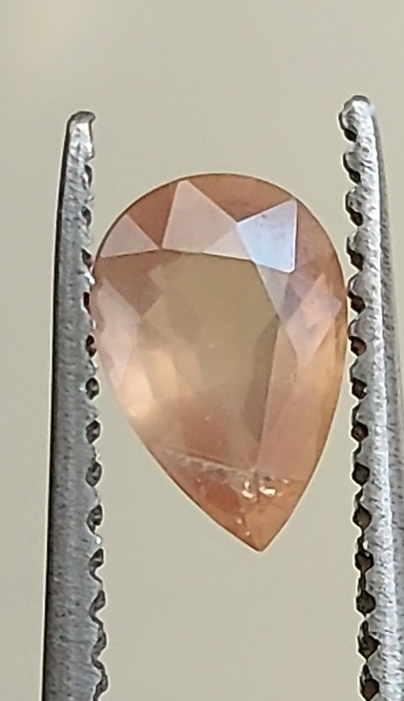 Sapphire  - 1.26 ct - Antwerp Laboratory for Gemstone Testing (ALGT) #1.0