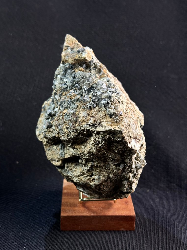 The giant of the OFIOLITI QUARZO BETA black Crystals - Height: 129 mm - Width: 91 mm- 1360 g - (1) #1.0