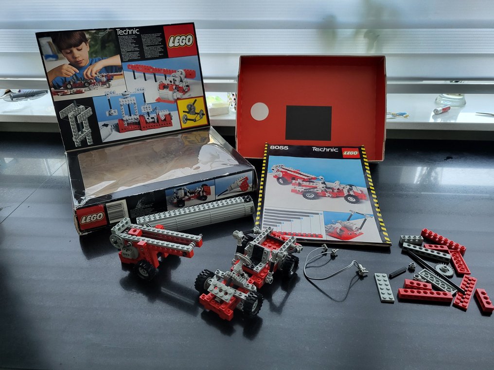 LEGO Set - 8055 - Technic - Universal Set, met motor #1.0