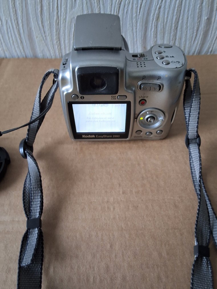 Kodak EasyShare Z650 Digital compact camera #1.0