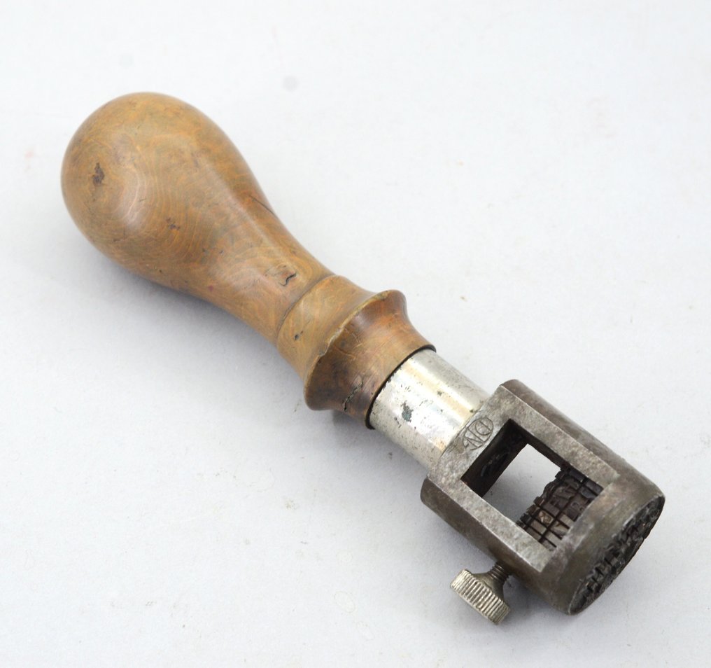 Ταχυδρομική σφραγίδα - Αρχική σφραγίδα ημερομηνίας Katana. - Βελγικό Κονγκό #3.2