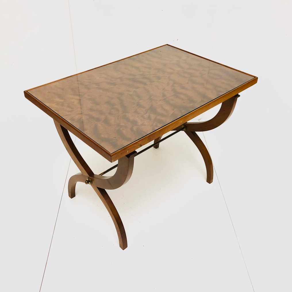 Side table - Walnut #1.0