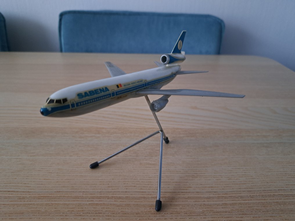 Airplast Milano 1:300 - Model plane - Sabena DC 10 #1.0