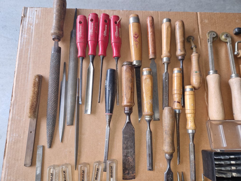 Clock/watch tools (90)  #1.0