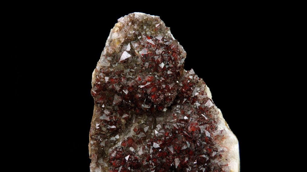 Quartz con inclusioni ematoidi - La miniera di L'Argentolle, Morvan, Francia - Altezza: 8.3 cm - Larghezza: 6.4 cm- 146 g #2.1