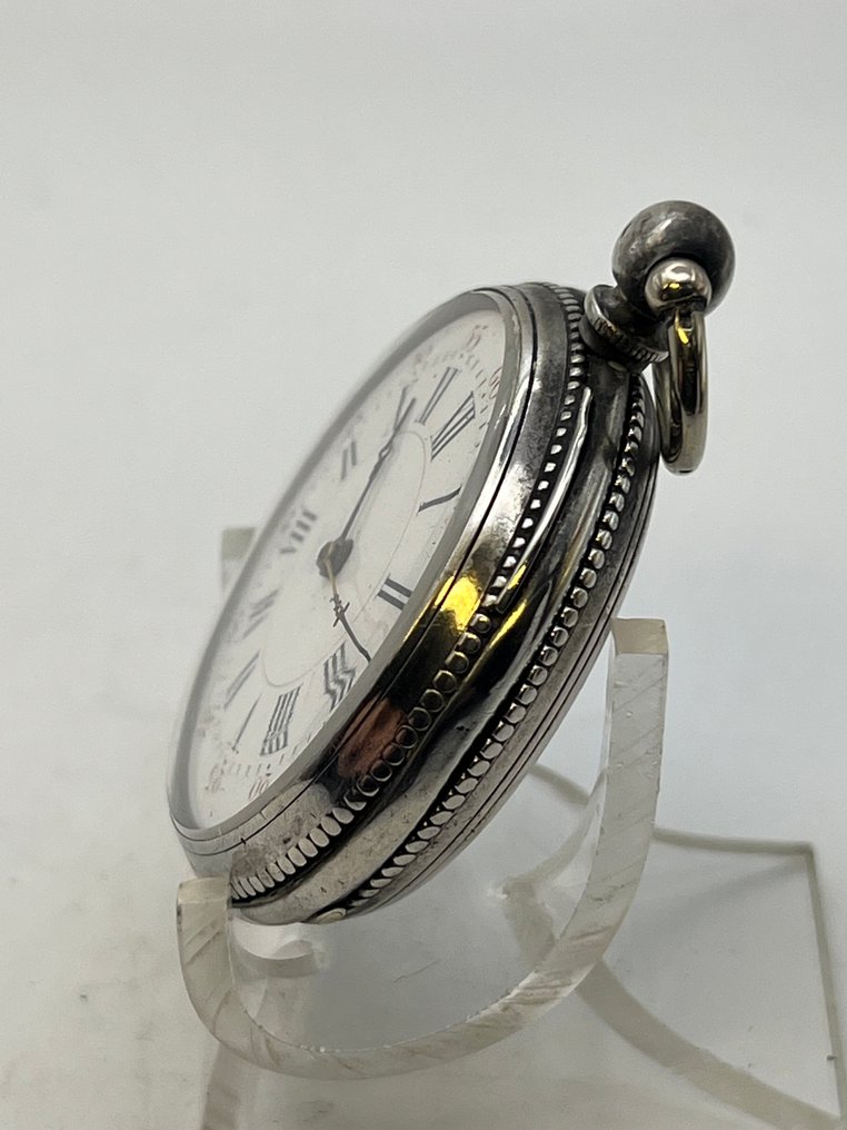 Cilindro 8 Rubis Argento . Minuti Rossi . Chiavetta . 1880 - 1850-1900 #1.0