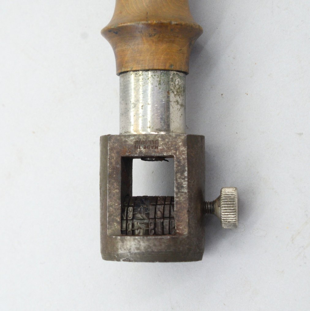 Ταχυδρομική σφραγίδα - Αρχική σφραγίδα ημερομηνίας Katana. - Βελγικό Κονγκό #4.3