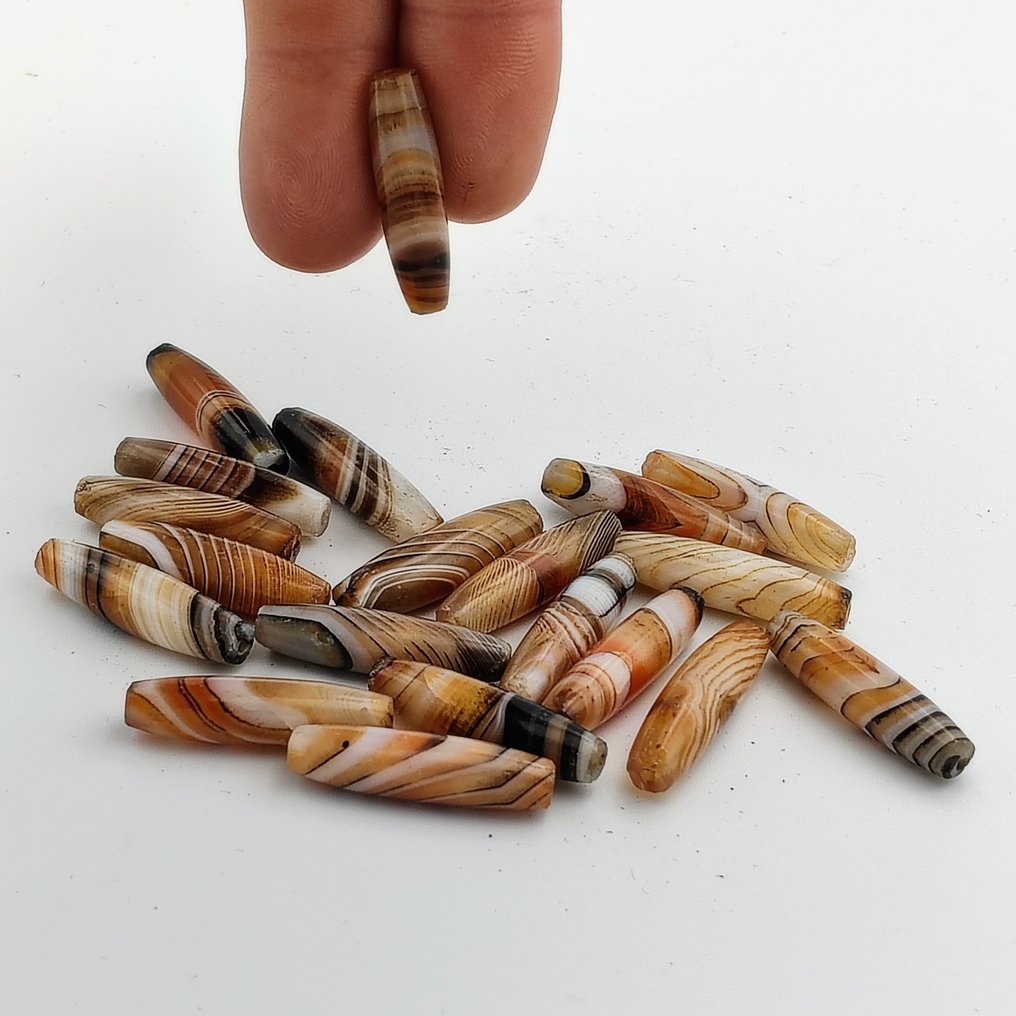 古藏语/尼泊尔语 天然带状玛瑙 项链珠子护符 - 30 mm #1.0