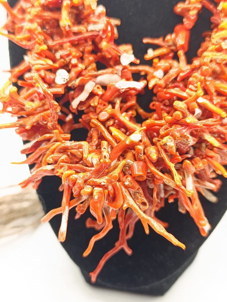 Κολιέ 250 γρ. - Μεσογειακό κοράλλι και βαμβάκι. - Κλασικό #4.3