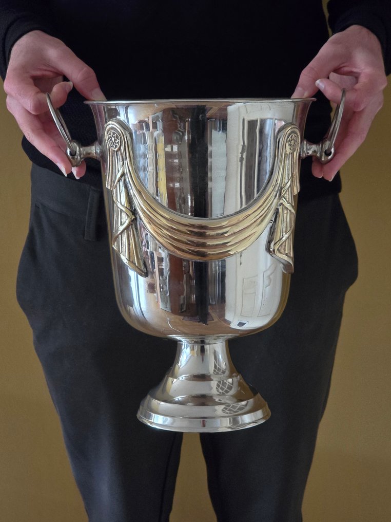 酒柜 -  经典款式配有花环 - 铜镀银或镀铬 #2.1