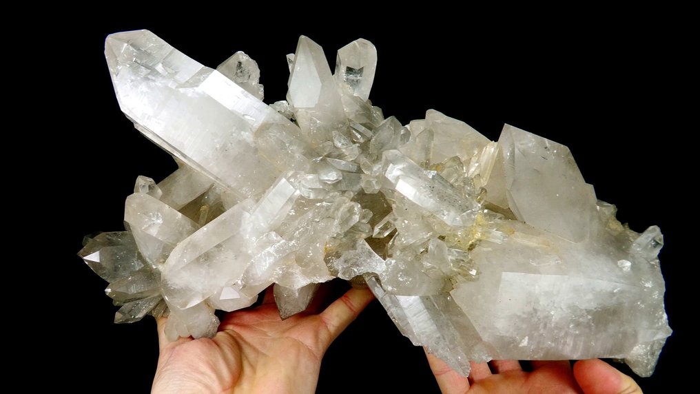Quartz with schist inclusions - Arkansas, United States - Height: 33 cm - Width: 17 cm- 6200 g #1.0