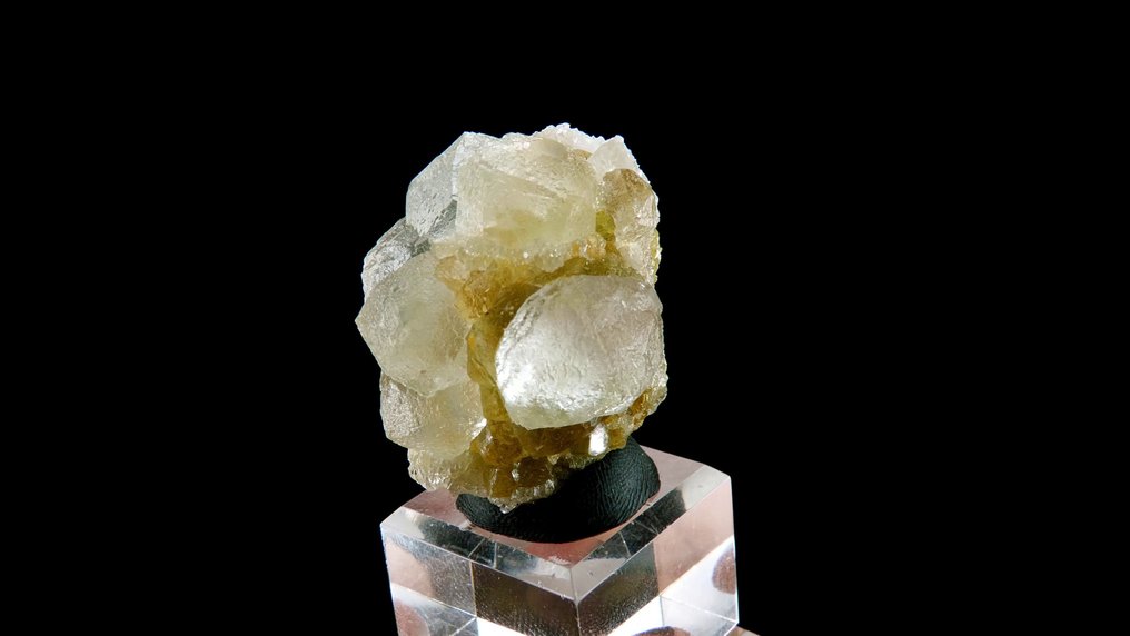 Φθορίτης (τετραεξάεδρο) - Ορυχείο Deer Trail, Mount Baldy, Utah, Ηνωμένες Πολιτείες - Ύψος: 3.5 cm - Πλάτος: 3 cm- 35 g #2.1