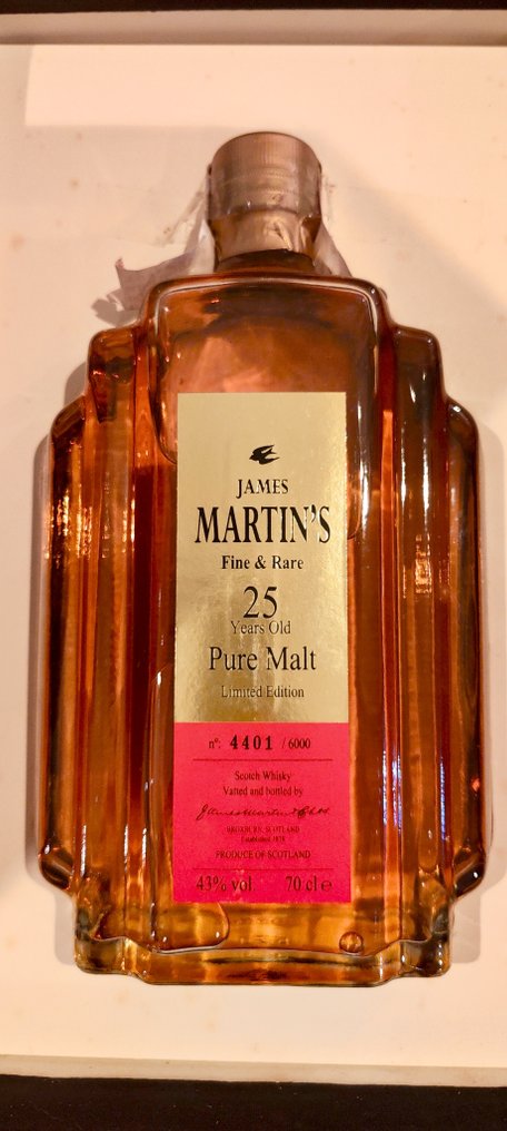 James Martin's 25 years old Fine & Rare - One of 6000  - 70cl #2.1