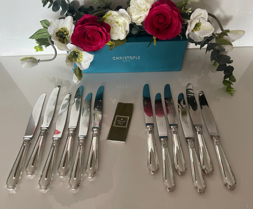 Christofle - Table knife - Set of 12 Pompadour model dinner knives. - Silver metal #1.0