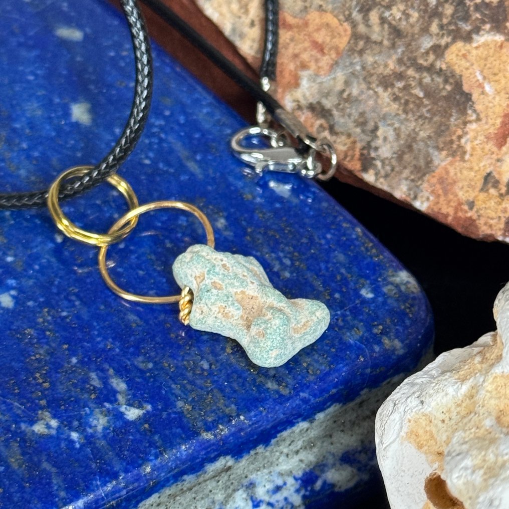 Égypte ancienne Faience Amulette en faïence turquoise égyptienne ancienne – montée en collier moderne – vers le Ier #3.2