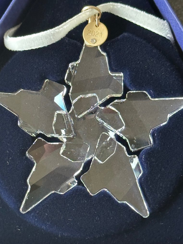 Swarovski - Figurine - Christmas Ornament - Annual Edition 2021 - 5557796 - Box + Certificate - Crystal #3.2