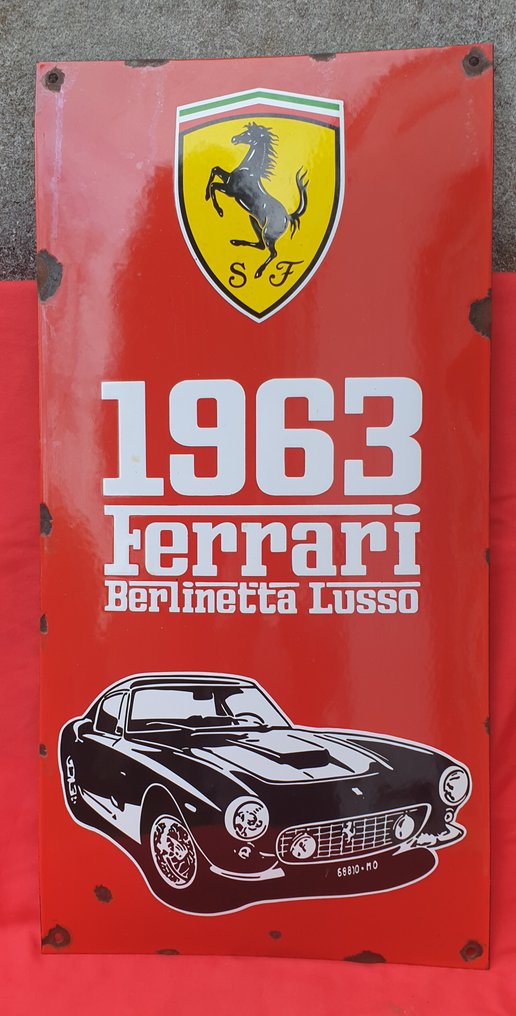 来自遗产 = 1963 Ferrari Berlinetta Lusso - 珐琅标志 - 搪瓷, 钢, 质量 = 59.5 x 29.5 x 2 毫米 #1.0