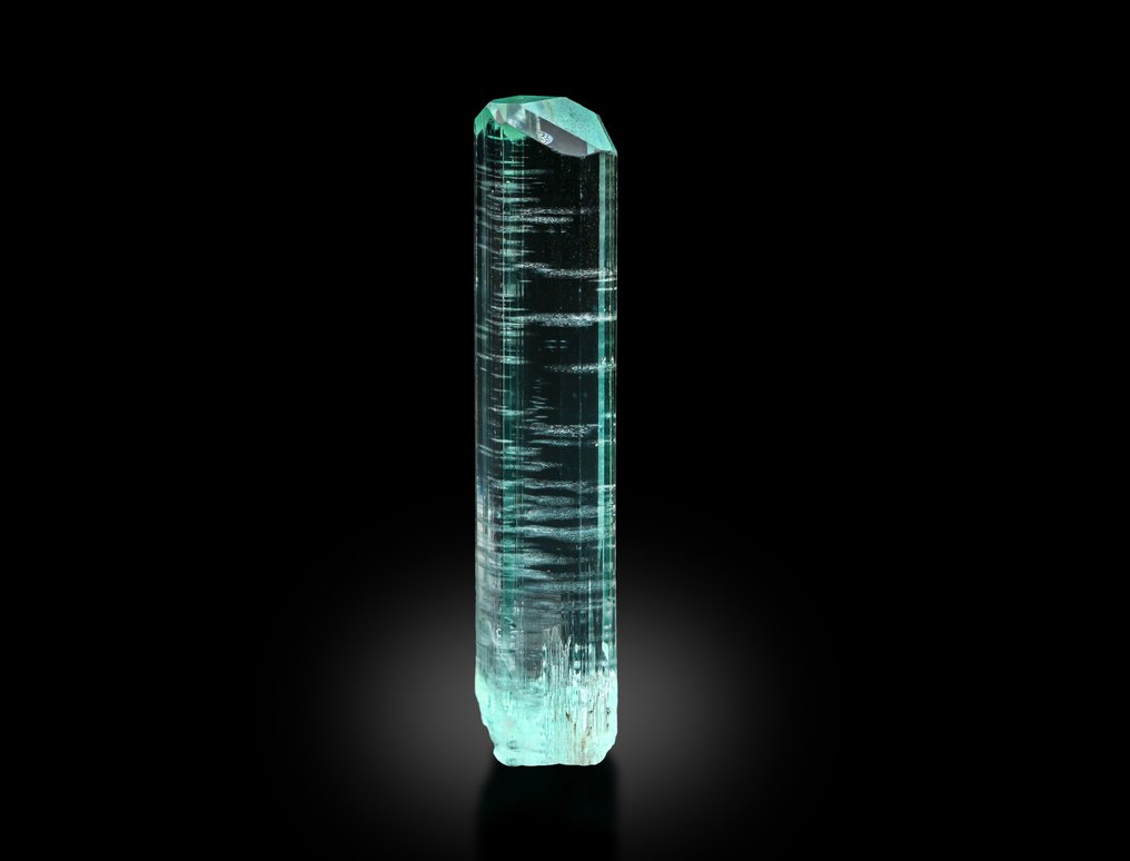 Aquamarine Crystal - Height: 4.5 cm - Width: 1.3 cm- 7 g - (1) #1.0