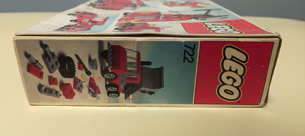 LEGO Set - 722 - Basic - Universal Building Set #2.1