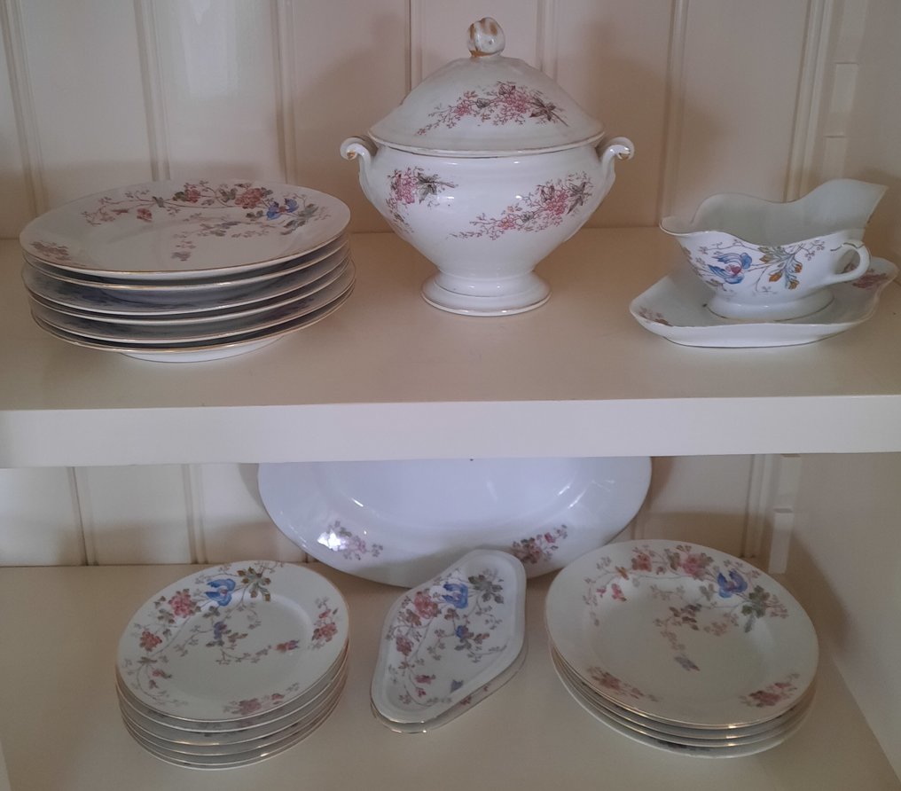 Antiek porseleinen servies met bloemen en vlinders - Table service (23) - Porcelain #1.0