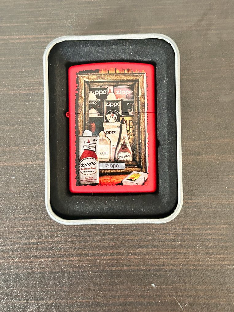 Zippo - J16-Zippo fuel cans red mat - Sem preço de reserva - Isqueiro - Aço #1.0