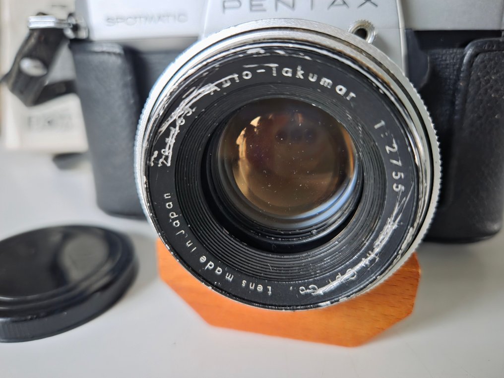 Pentax, Asahi Spotmatic SP + camera case + Auto-Takumar 2/55mm | Single lens reflex camera (SLR) #2.1