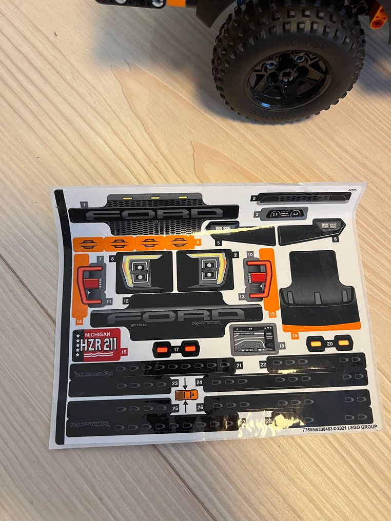 LEGO Set - 42126 - Technic - Ford Raptor #2.1