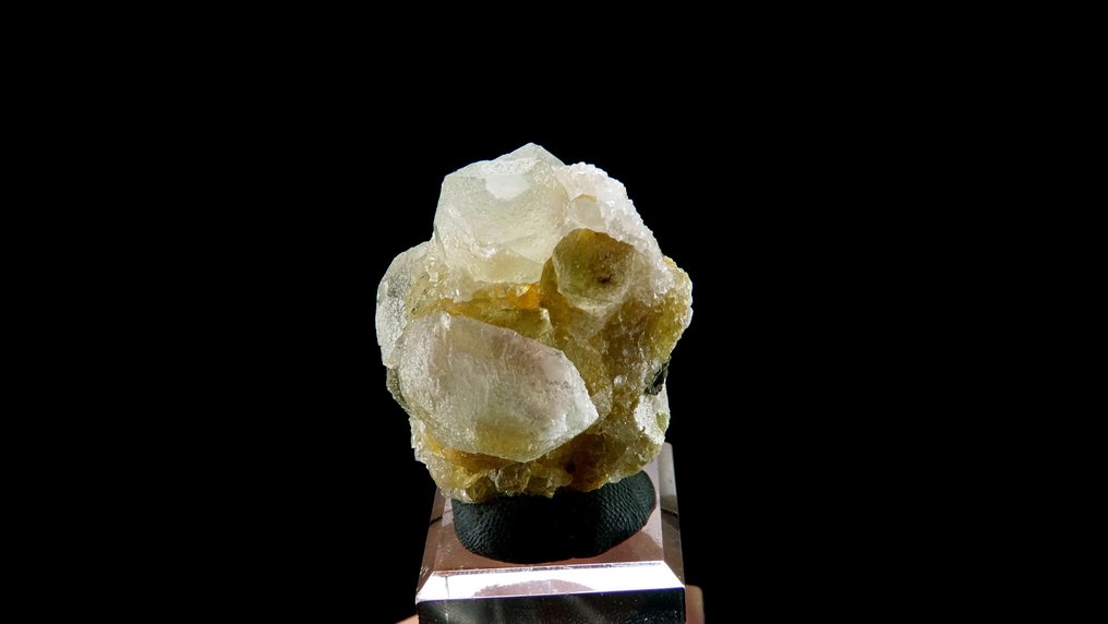 Φθορίτης (τετραεξάεδρο) - Ορυχείο Deer Trail, Mount Baldy, Utah, Ηνωμένες Πολιτείες - Ύψος: 3.5 cm - Πλάτος: 3 cm- 35 g #1.0