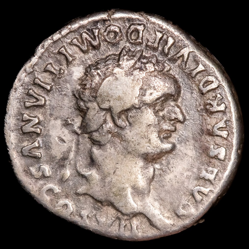 Ρωμαϊκή Αυτοκρατορία. Domiciano como César (69-81 d.C.). Denarius Roma - Casco corintio sobre pulvinar (χωρίς τιμή ασφαλείας) #1.0