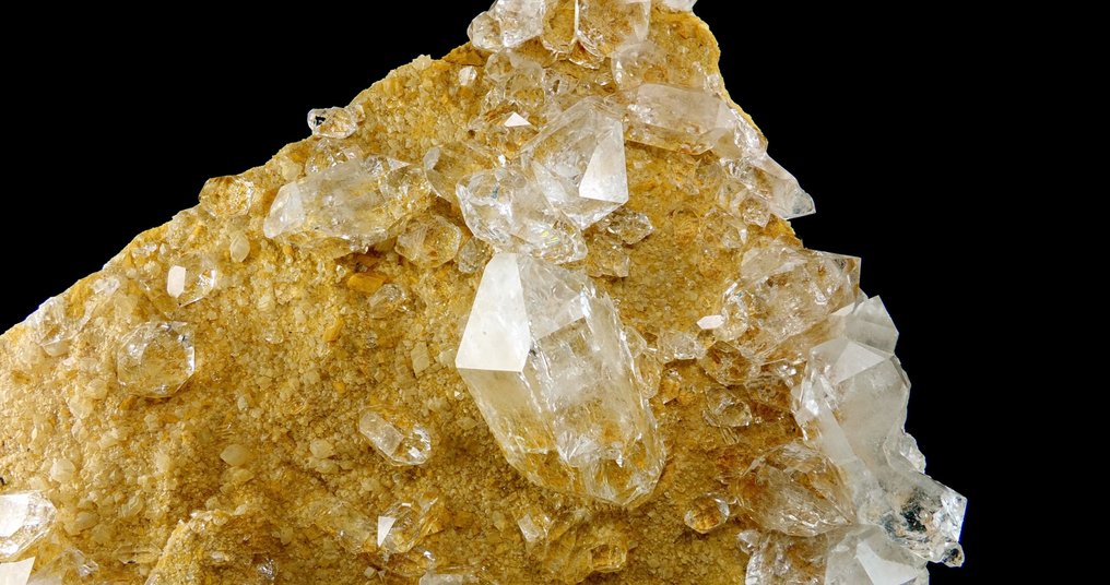 Quartz on Calcite-coated marble - Villette quarry, Aime, Tarentaise, Alps, France - Height: 15.0 cm - Width: 9.5 cm- 485 g #4.3
