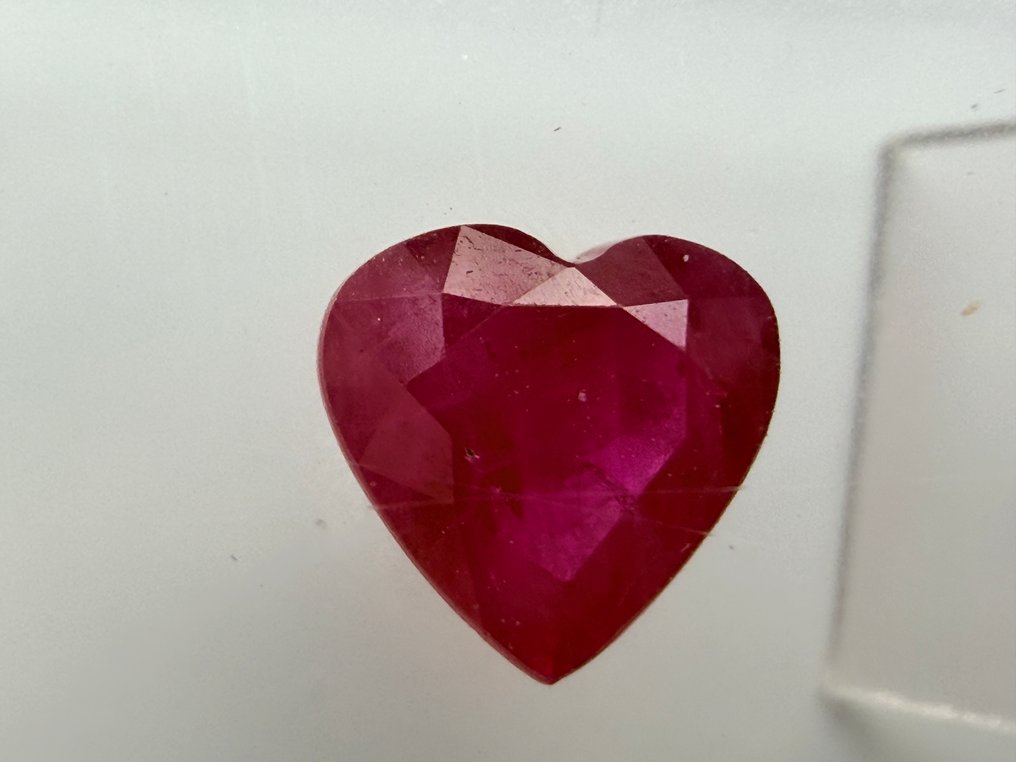 紅色 紅寶石  - 1.10 ct - Antwerp Laboratory for Gemstone Testing (ALGT) - 鲜明/深红 #3.2