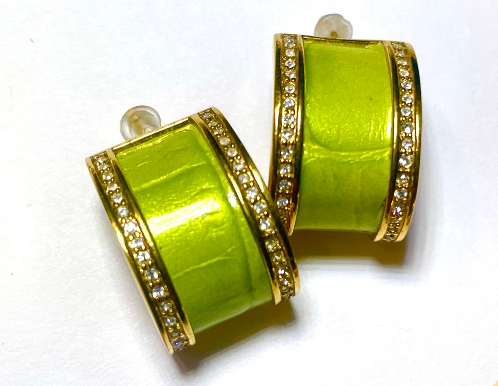 Other brand - Gold-plated - Σετ κοσμημάτων 3 τεμαχίων - Τριφάρι; K.J.L., Ρωμαϊκό. #1.0