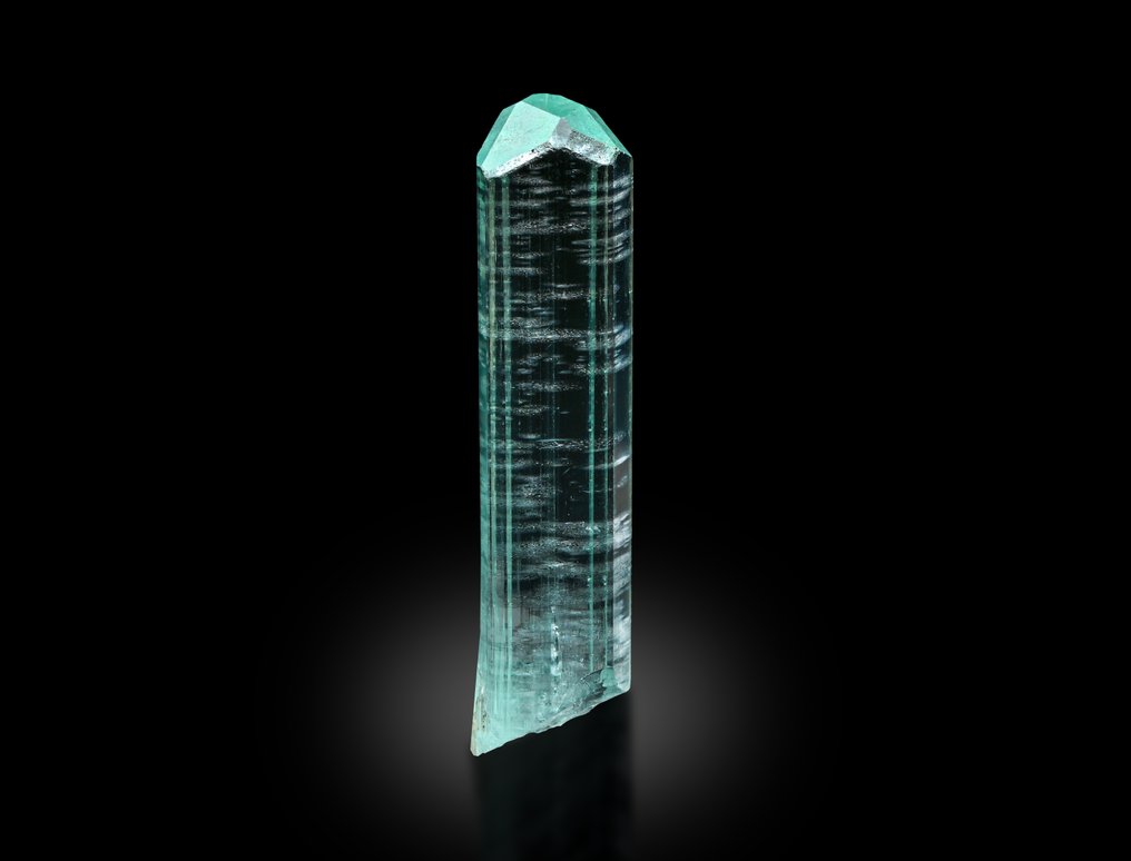 Aquamarine Crystal - Height: 4.5 cm - Width: 1.3 cm- 7 g - (1) #2.1