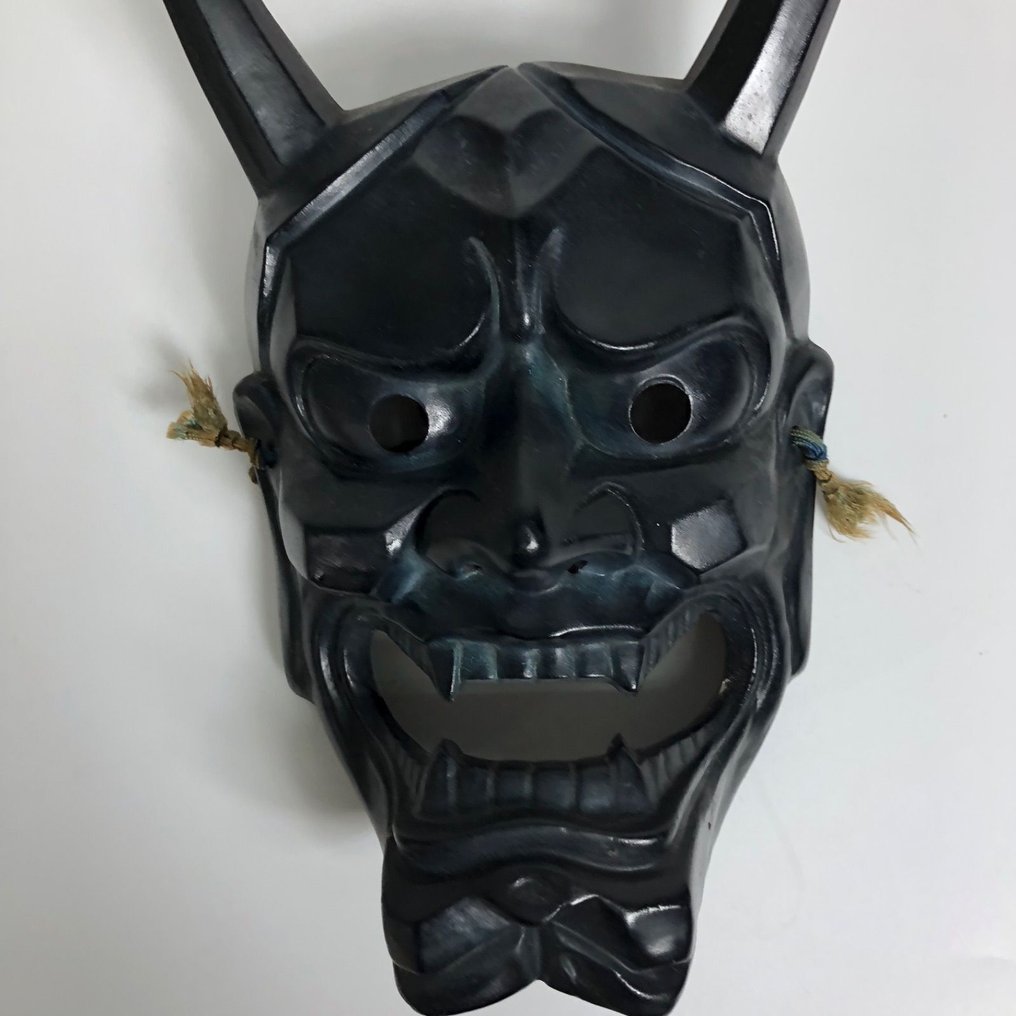 Ιαπωνική μάσκα Oni δαίμονα – Μαύρα κέρατα σε στυλ Kabuki / Samurai – Υπογεγραμμένη – περίπου στα - Ιαπωνία - 20th century #2.1
