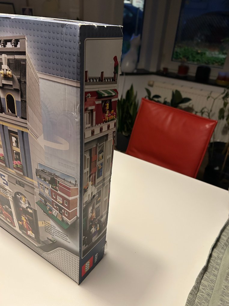 LEGO Set - 10218 - Creator Expert - Pet Shop #3.2