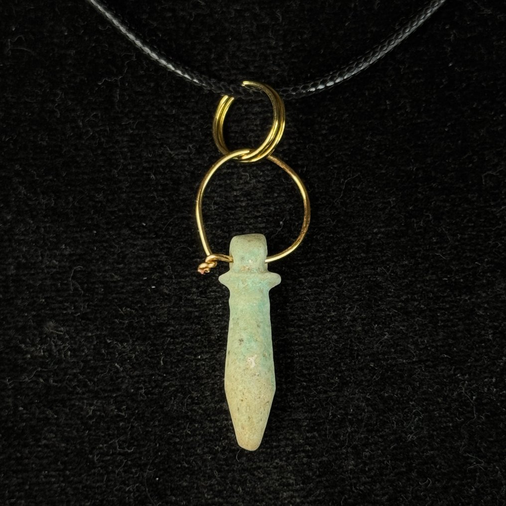 Égypte ancienne Faience Amulette en faïence turquoise égyptienne ancienne – montée en collier moderne – vers le Ier #2.1