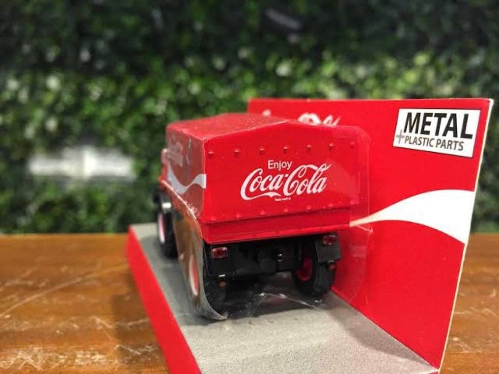 Schuco 1:64 - Modellino di auto - Mercedes-Benz UNIMOG 406 “Coca-Cola” (Tiny COKE047) - Modello con licenza Coca-Cola #2.1