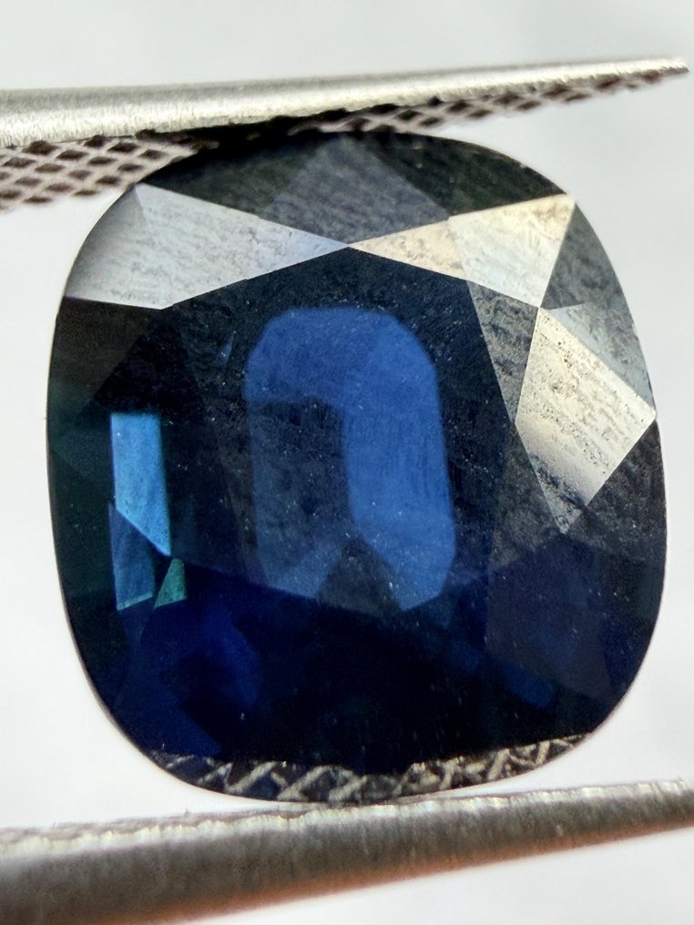 Kék Zafír - 5.47 ct - Antwerpeni Drágakővizsgálati Laboratórium (ALGT) #3.2